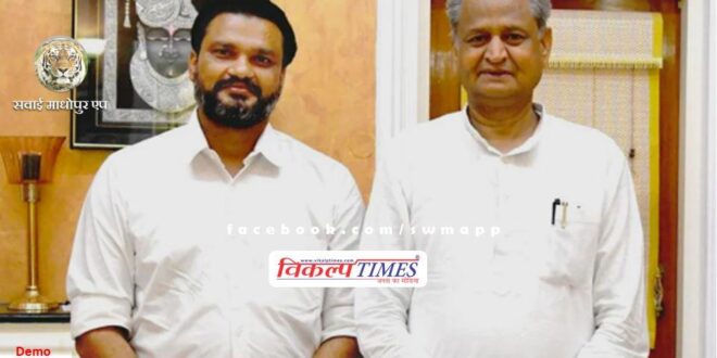 When Ashok Gehlot's health deteriorated, former OSD Loksh Sharma said, now even the chair has left you..