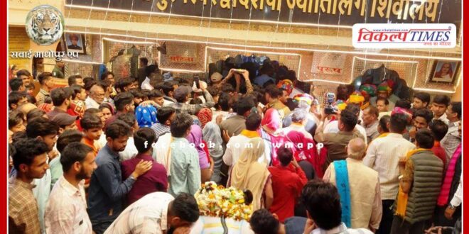 A flood of devotees of Bhole gathered in Shivar