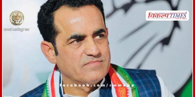 Case registered against Congress leader Amin Pathan and his wife and others