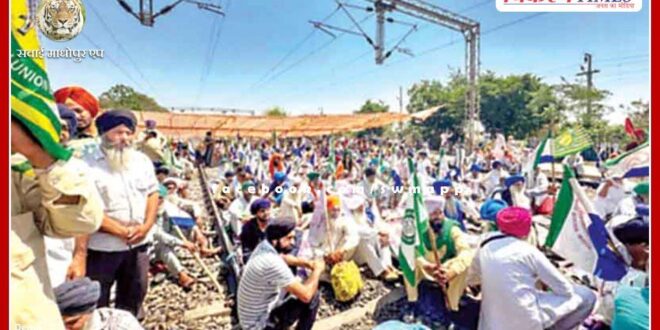 Farmers blocked railway track at Shambhu border