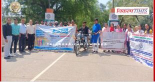 The message of 100% voting was given to the youth and common people by taking out a two-wheeler rally