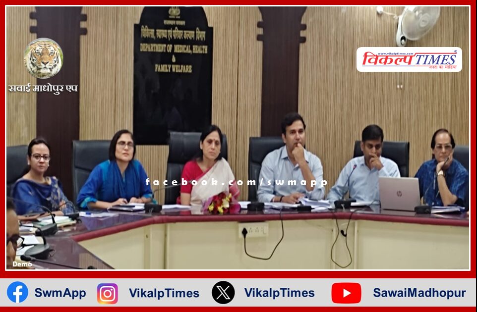 Additional Chief Secretary Shubhra Singh reviewed TB treatment services
