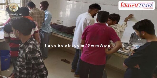 Auto full of passengers overturned in jhalawar rajasthan