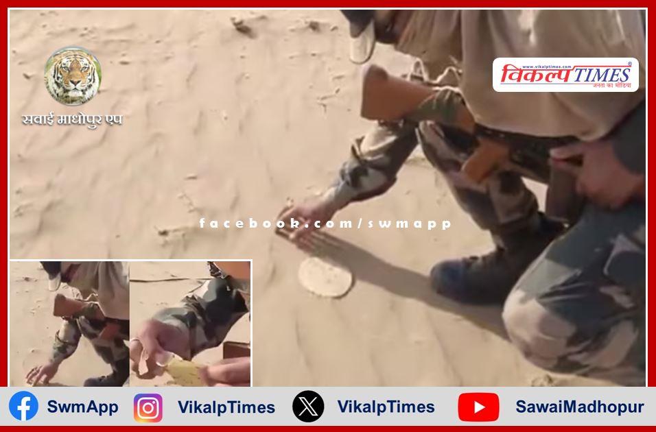 BSF jawan baked papad on hot sand in rajasthan