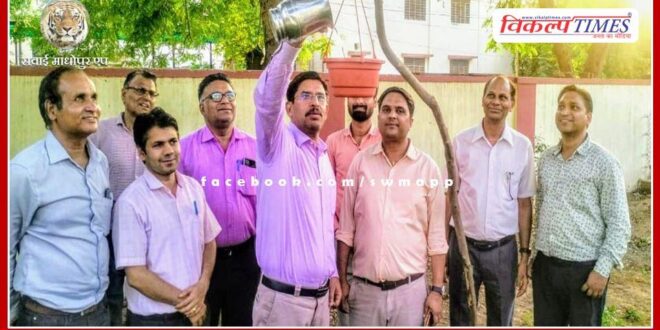 Chief Executive Officer tied birds for birds in sawai madhopur