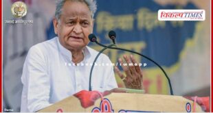 Congress appointed former CM Ashok Gehlot as observer for Amethi elections.
