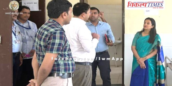 Divisional Commissioner Arushi Malik conducted surprise inspection of Annapurna Kitchen in bassi jaipur