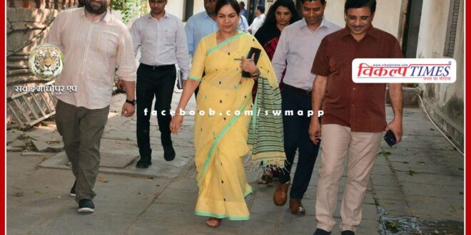 Government Secretary of General Administration Department Sudhir Kumar Sharma inspected Bikaner House