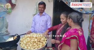 Paani Puri seller's daughter becomes topper