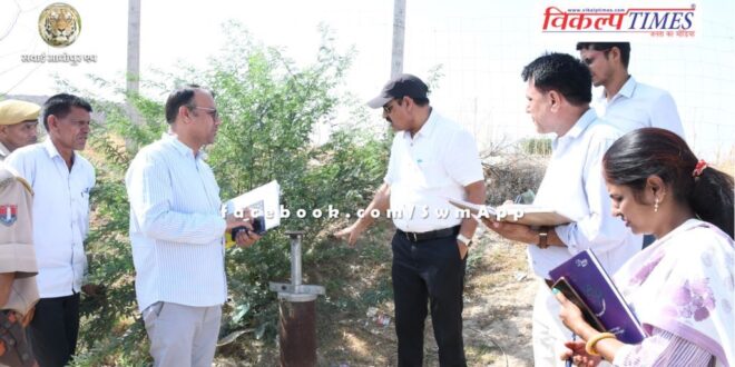 Divisional Commissioner Sanwarmal verma inspected tap connections under Jal Jeevan Mission Scheme in sawai madhopur