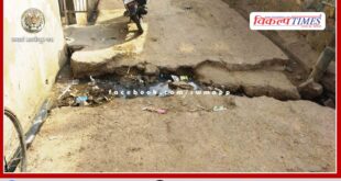 Two wheeler drivers getting injured after slipping from broken drain