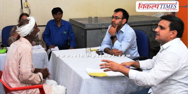 District Collector held public hearing on Panchayat Samiti Chauth in Jaunla and Adalwada in sawai madhopur