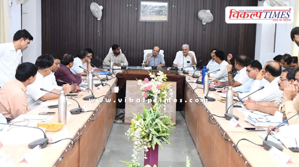 Ensure timely implementation of budget announcements in sawai madhopur Secretary in-charge