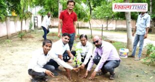 Kirodi Lal Meena birthday celebrated by planting trees in sawai madhopur