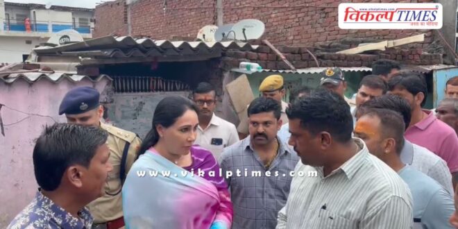 Deputy CM Diya Kumari consoles the family of the victim of VKI accident in jaipur rajasthan