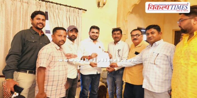 IFWJ Barmer Submitted Memorandum to MLA ravindra singh Bhati regarding journalist protection law