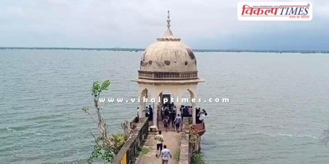 Morel dam overflows Dausa Sawai Madhopur News