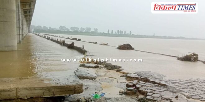 State Highway 70 Kota-Sheopur Highway blocked