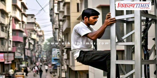 young man climbed on mobile tower in malarna dungar sawai madhopur