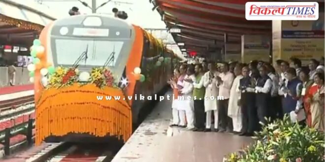 PM Narendra Modi flags off 6 new Vande Bharat trains in jharkhand