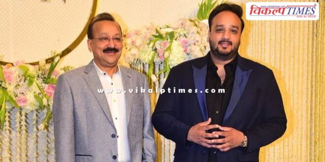 Baba Siddiqui son Zeeshan Siddiqui left Congress