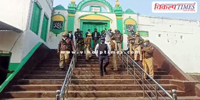 No entry order of outsiders in Sambhal UP
