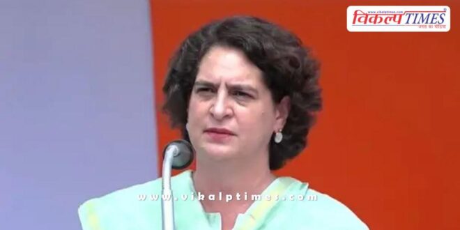 priyanka gandhi address the public in Mananthavady, Wayanad.