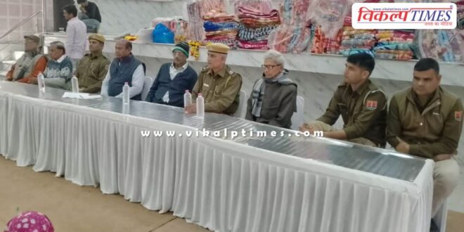 Free blanket distribution program organized in Shiv Mandir in sawai madhopur