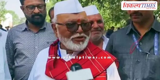 Senior NCP leader Chhagan Bhujbal News 18 Dec 24