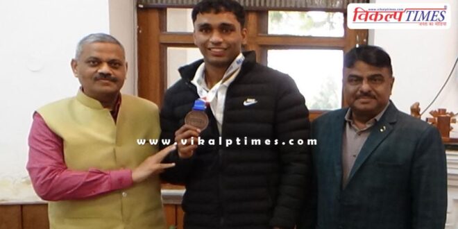 Harsh Chaudhary won bronze medal in National Boxing Championship