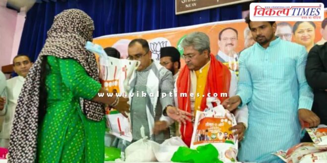 BJP will distribute Saugat-e-Modi kit to Muslims across the country before Eid