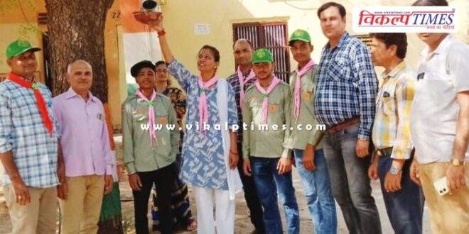 Water pot Tied for birds in Chauth ka barwara
