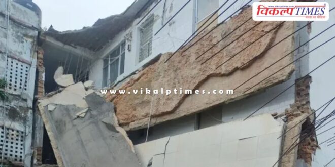 collapse of corridor of a government hospital in Jamshedpur jharkhand