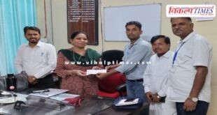 A check of 69 thousand 5 hundred rupees was handed over for school development in sawai madhopur