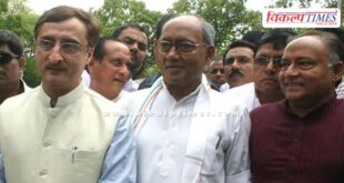 Former Chief Minister Digvijaya Singh's brother expelled from Congress for six years