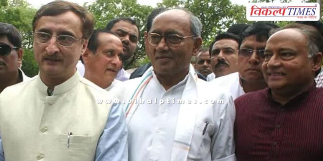 Former Chief Minister Digvijaya Singh's brother expelled from Congress for six years