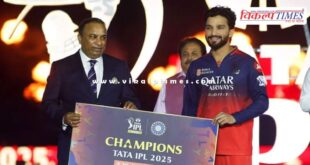 How much money did the champion RCB and the losing Punjab Kings team get
