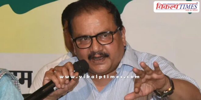 Manoj Kumar Jha raised questions on Election Commission,