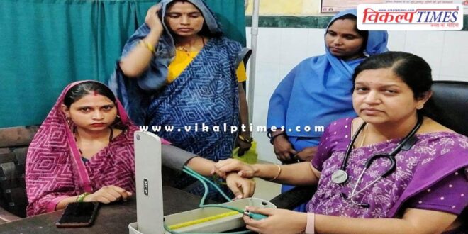 Mother vouchers distributed under Prime Minister's Safe Motherhood Campaign