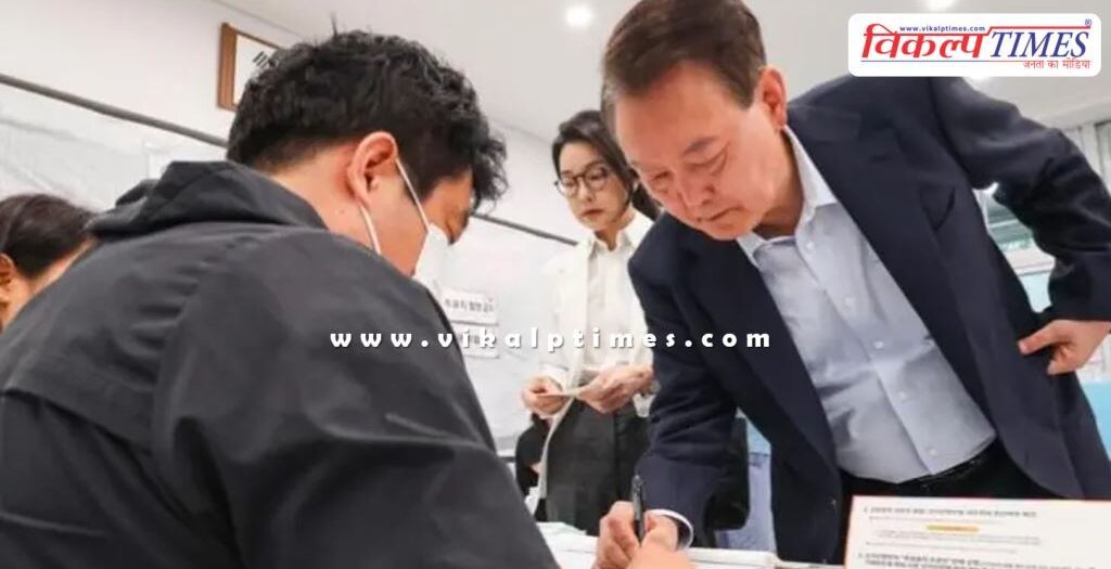 Voting continues in South Korea's presidential election