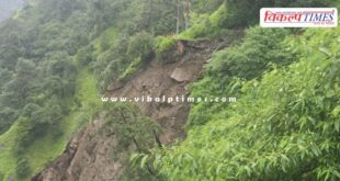 Kedarnath Yatra route broken due to heavy rain, Yatra stopped for two to three days