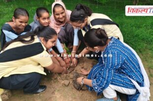 Message of environmental protection given by planting trees in schools of Sawai Madhopur