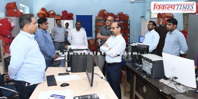 Sawai Madhopur Collector IAS Kanaram inspected various branches and offices of the Collectorate