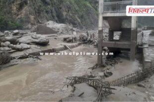 The bridge connecting Nepal and China was washed away in the flood