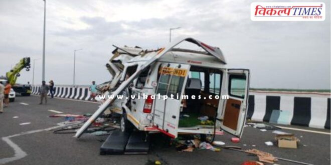 accident on Delhi-Mumbai Expressway kota