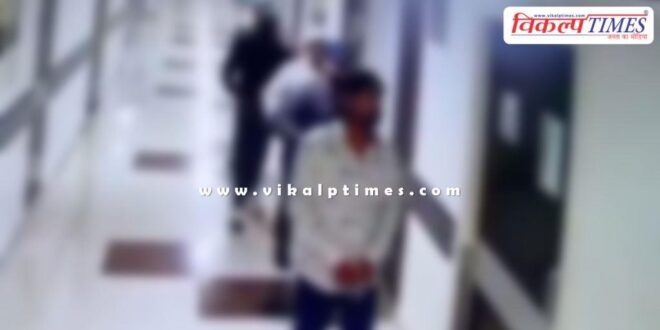 policemen suspended Chandan Mishra Hospital Patna Bihar News 20 July 25