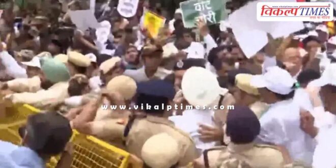 Delhi Police opposition MPs Rahul Gandhi news 11 Aug 25