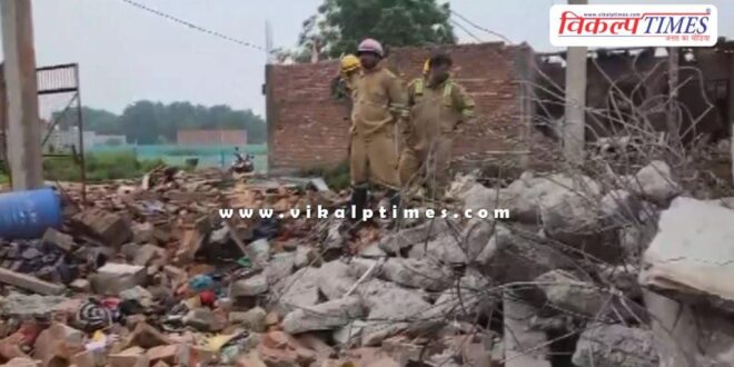 Firecracker factory house incident Lucknow, uttar pradesh news 31 aug 25
