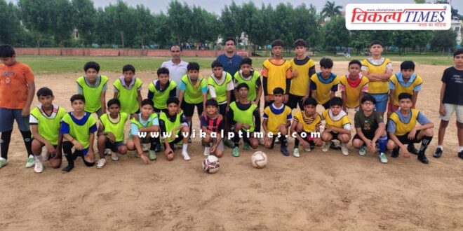 Football and volleyball matches were organized on the occasion of National Sports Day in Sawai madhopur