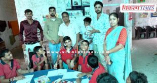 Social worker Manoj Parashar interacted with handicapped children in sawai madhopur
